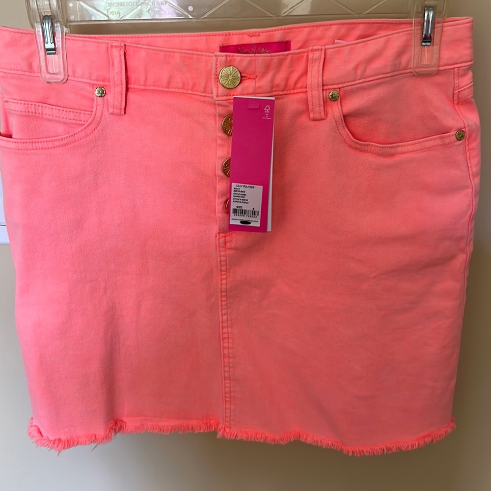 Lilly Pulitzer skirt, size 8 color of papaya punch new with tags